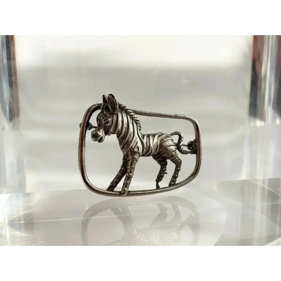 Vintage Silver Tone Zebra Shaped Retro Animal Brooch | Pin - Picture 8 of 10